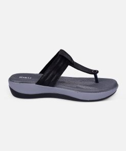Women's Black Thong Sandals (IU6002)